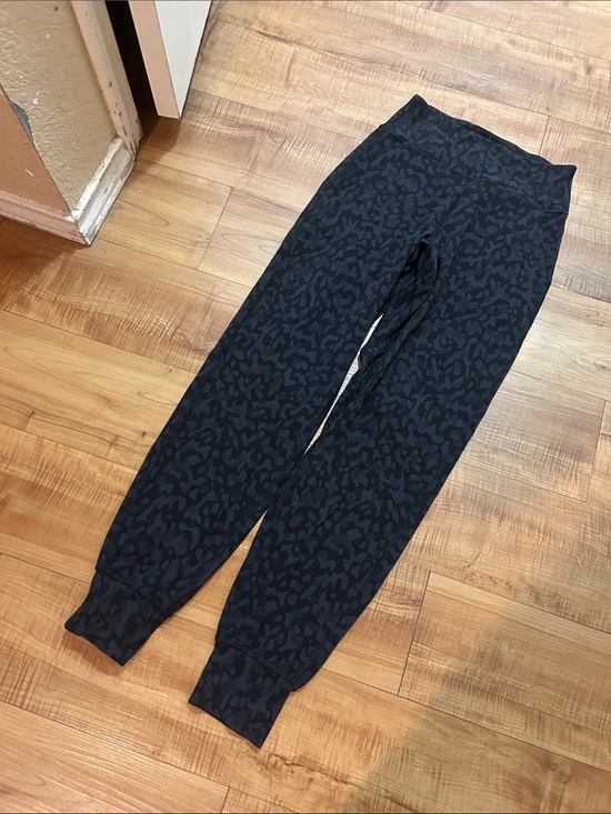 lululemon athletica Pants - lululemon athletica Black Gray Leopard-Print Track ALIGN JOGGER Joggers Pants 4